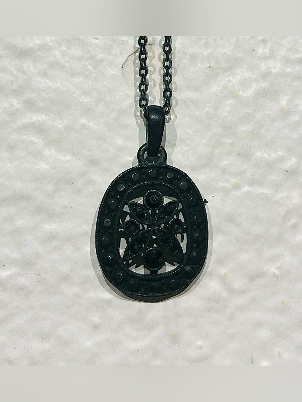 Express Black Oval Filigree Pendant Necklace
